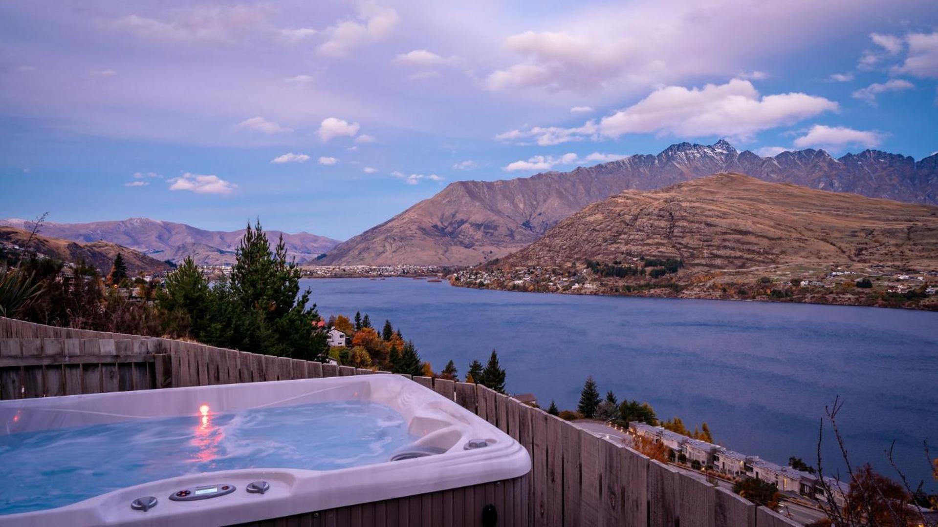 Tahuna Vista-Fire Place-Hot Tub -Free Parking -Bbq Queenstown Exteriér fotografie